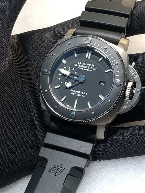 PAM 1389: Panerai's antimagnetic titanium diver .